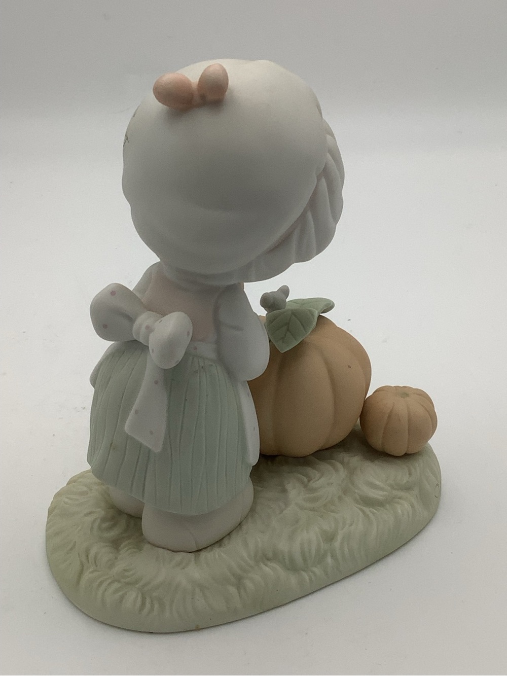 1988 Precious Moments October Girl Figurine with Pumpkin - Picture 7 of 11